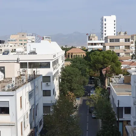 The C - Business & Leisure In Appartamento Nicosia