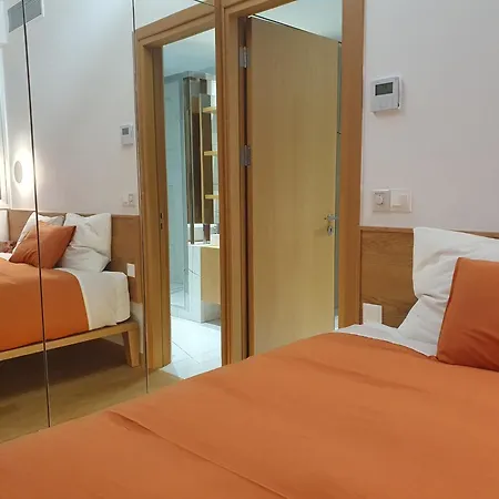 The C - Business & Leisure In 公寓