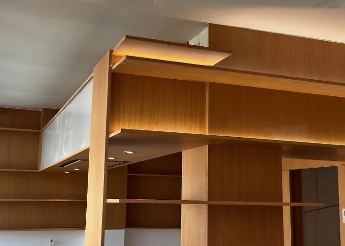 The C - Business & Leisure In Апартаменти Нікосія