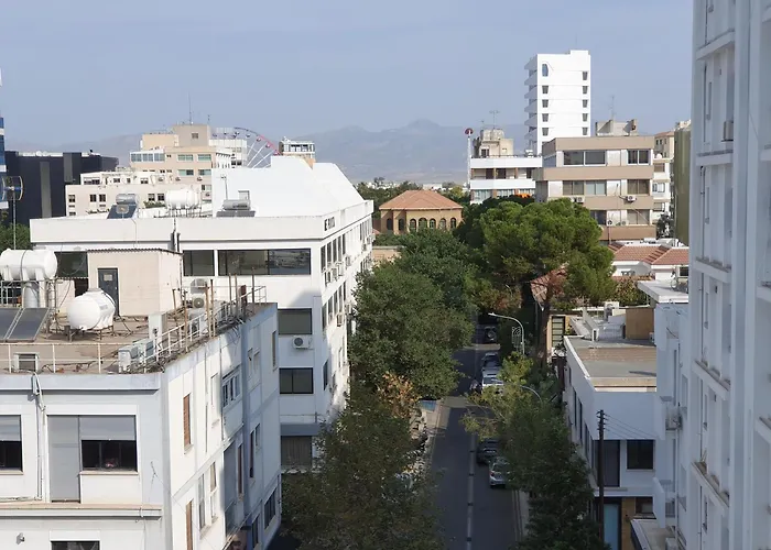 The C - Business & Leisure In 公寓 尼科西亚