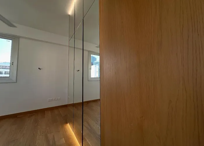 The C - Business & Leisure In Apartamento *